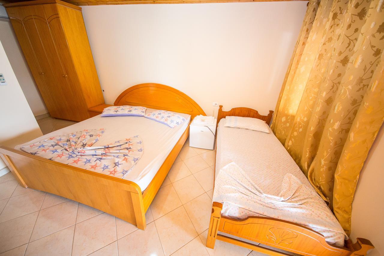 Isi Rooms Vlorë Eksteriør billede
