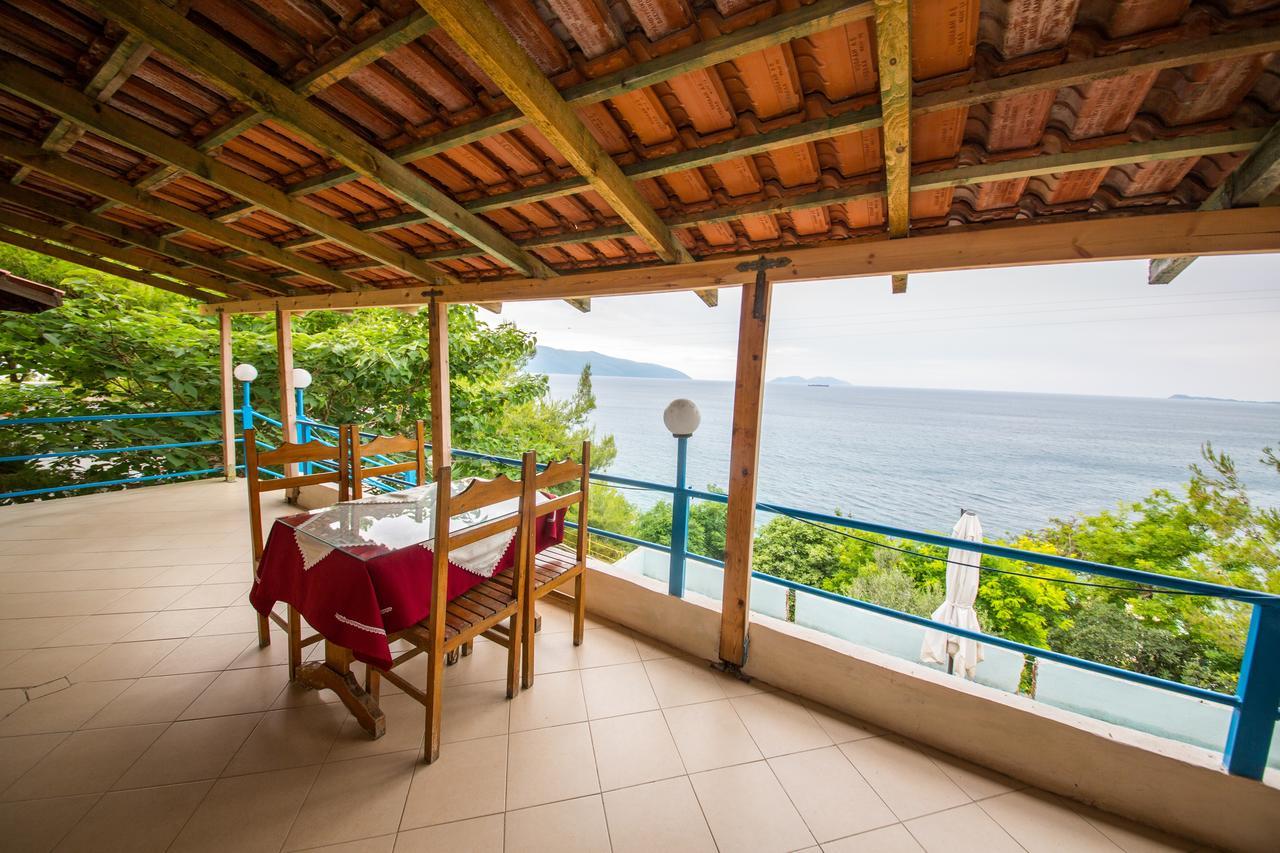 Isi Rooms Vlorë Eksteriør billede